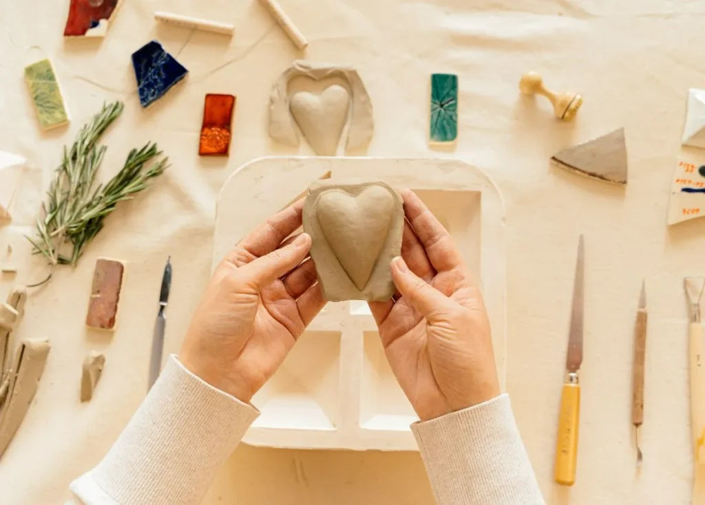 Gợi ý quà tặng handmade độc đáo cho người nước ngoài