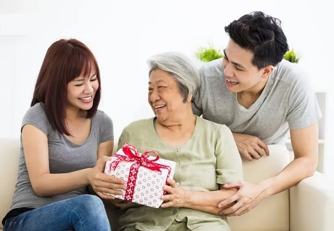 Vì sao quà tặng sinh nhật mẹ lại “vô giá”?